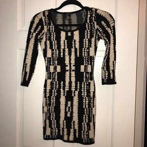 Women’s mini long sleeve dress